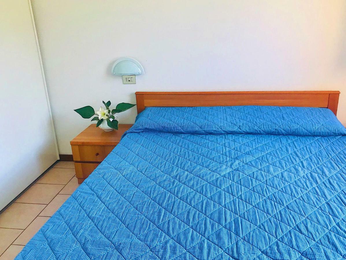 Holidays Home Rivabella Lezzeno Esterno foto